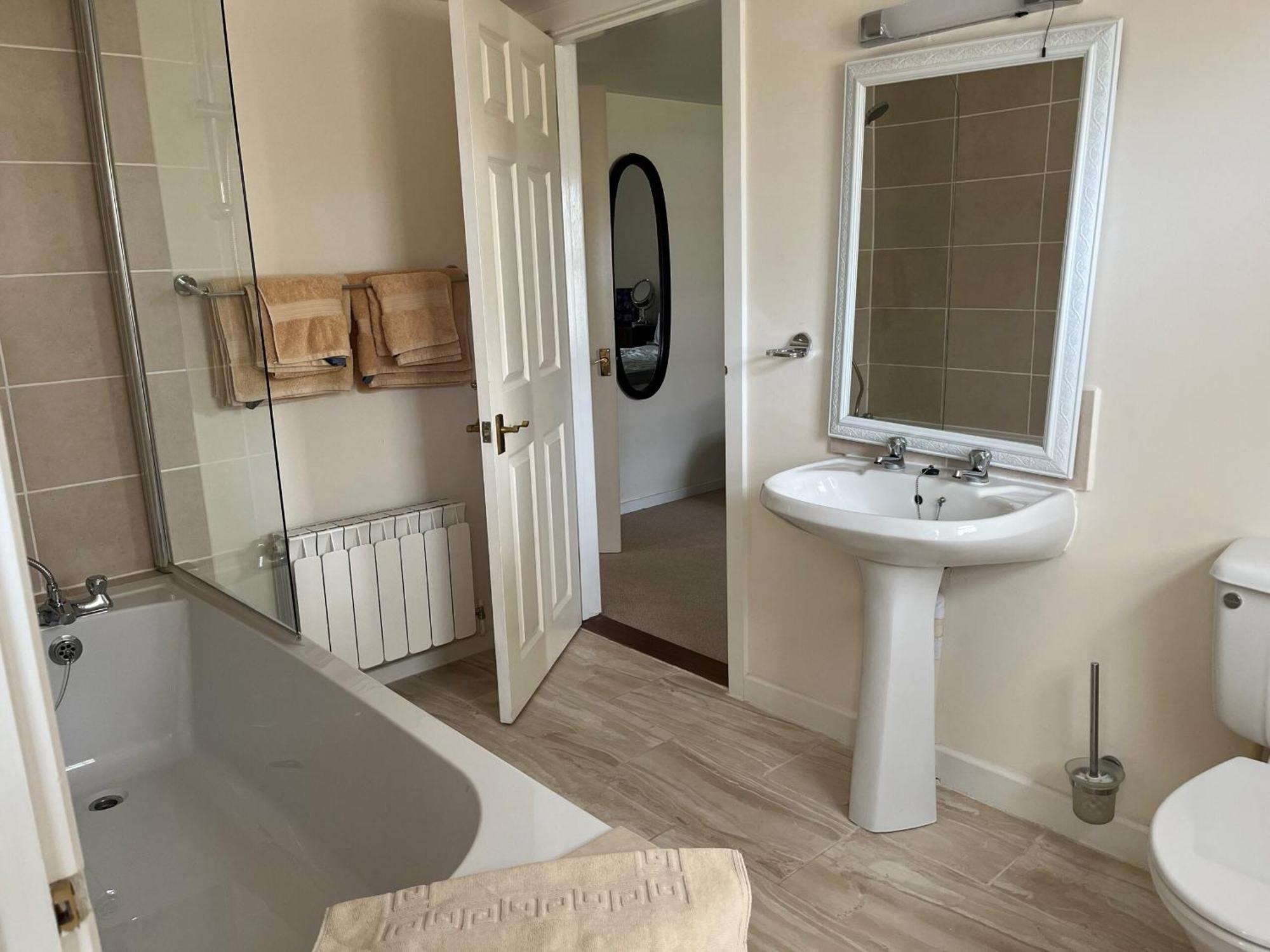 Clos De Vaul Creux Sark Room photo